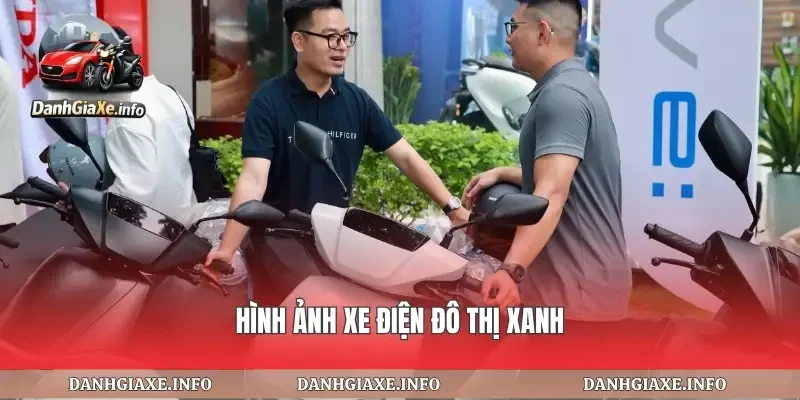 Hình ảnh xe điện đô thị xanh